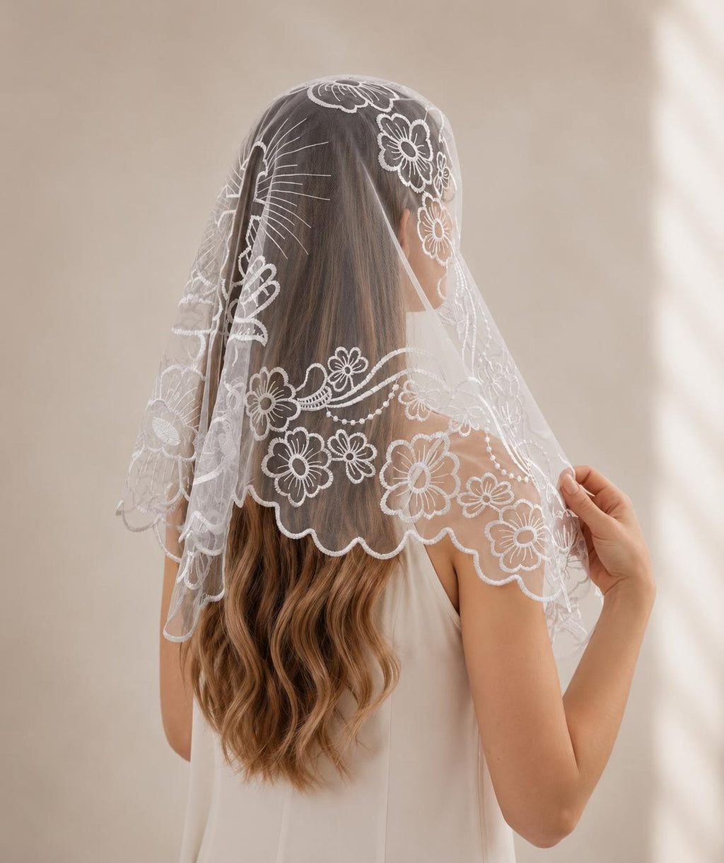 The Veronica Veil - Embroidered Mantilla — photo 7