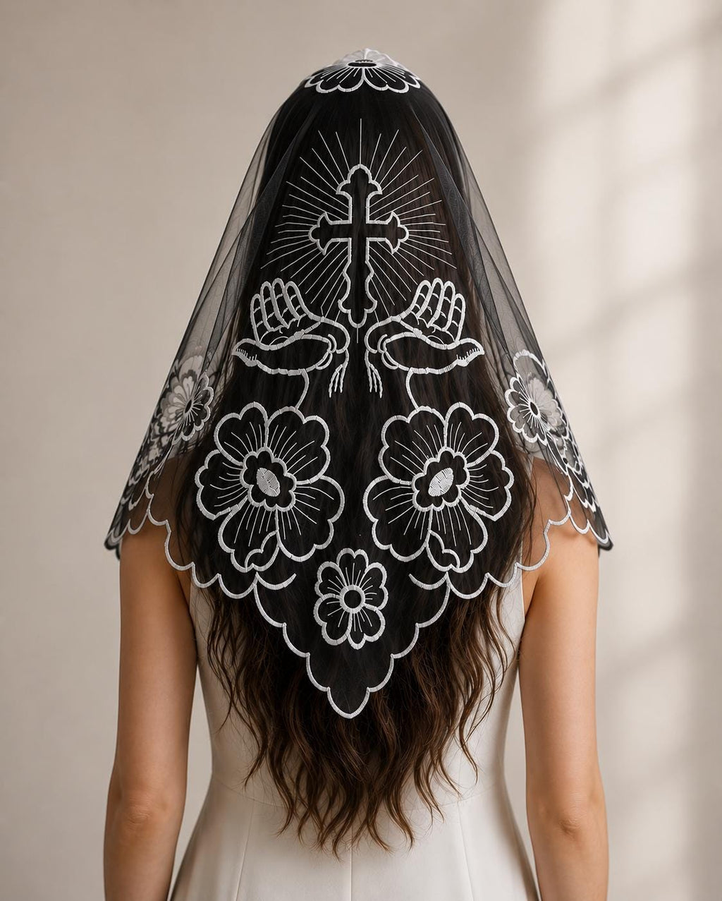 The Veronica Veil - Embroidered Mantilla