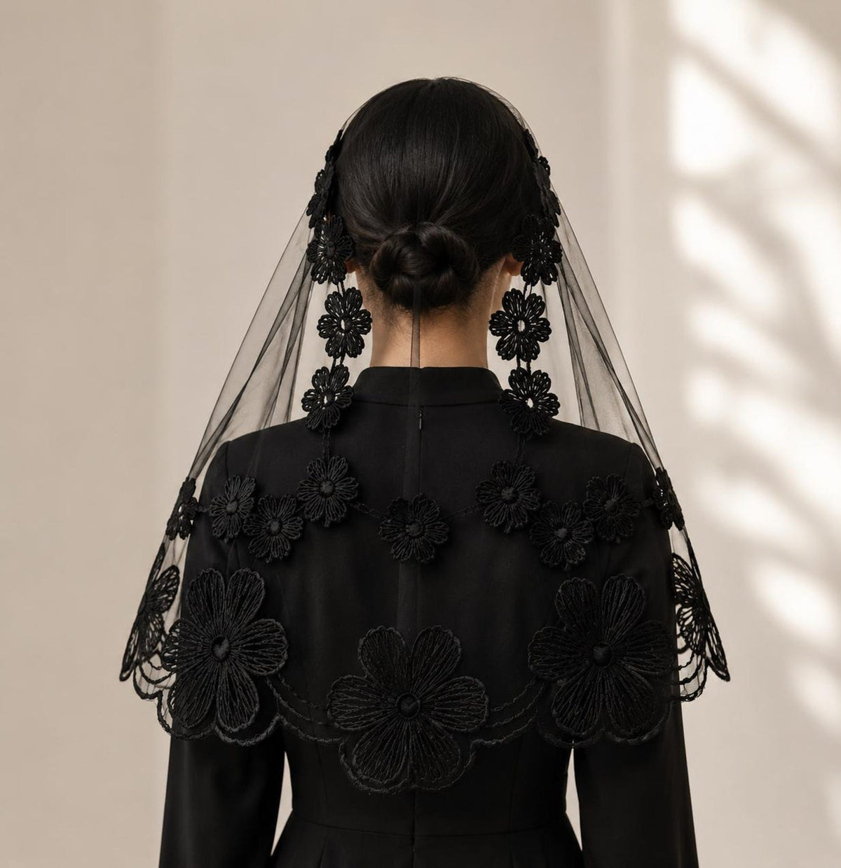 The Grace Veil - Floral Mantilla Veil — photo 6