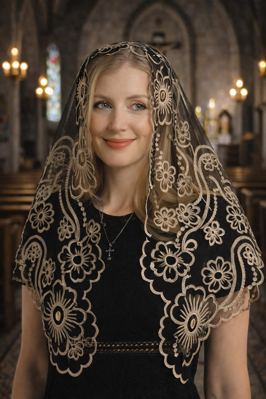 Serenity Lace Dove Mantilla – Catholic Chapel Veil, Religious Head Covering — photo 2