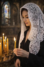 Eliora Lace Veil